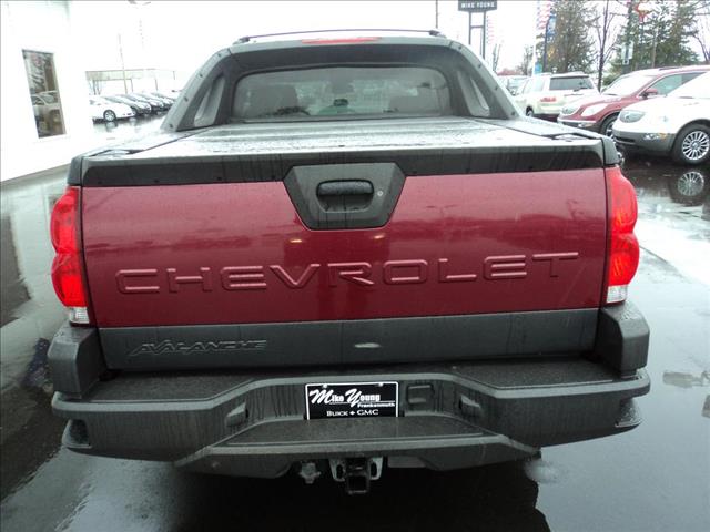 Chevrolet Avalanche 2004 photo 4