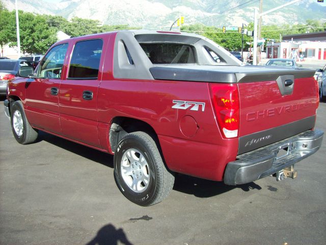 Chevrolet Avalanche 2004 photo 3