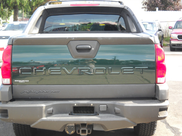 Chevrolet Avalanche 2004 photo 1