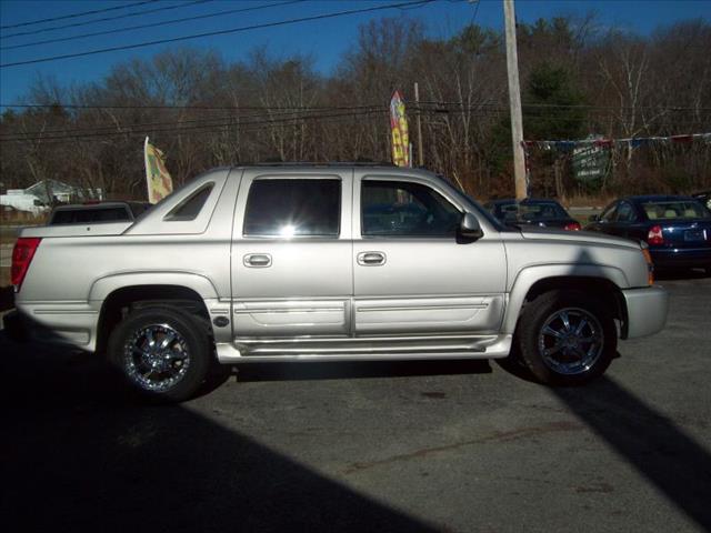 Chevrolet Avalanche 2004 photo 1