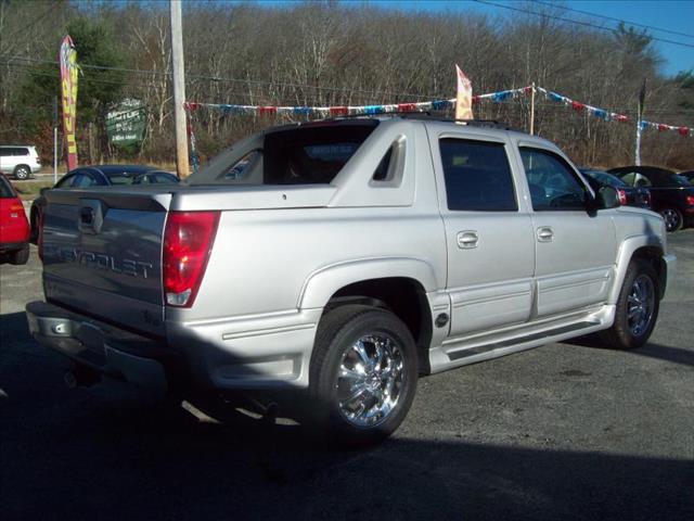 Chevrolet Avalanche 2004 photo 4