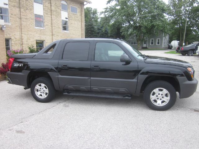 Chevrolet Avalanche 2004 photo 3
