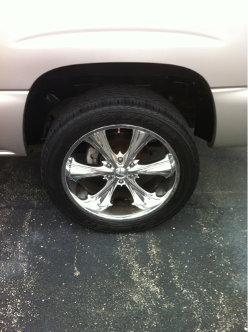 Chevrolet Avalanche 2004 photo 3