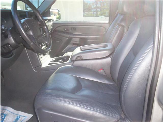 Chevrolet Avalanche 2004 photo 4