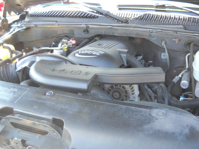 Chevrolet Avalanche 2004 photo 3