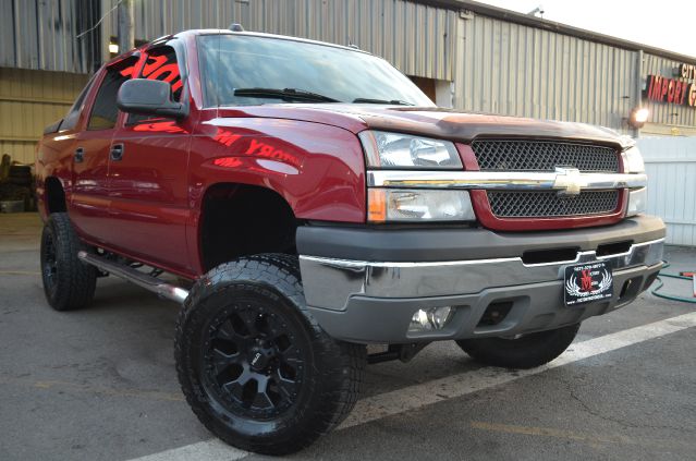 Chevrolet Avalanche 2004 photo 3