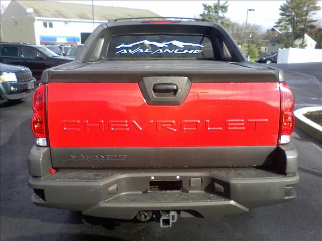 Chevrolet Avalanche 2005 photo 3