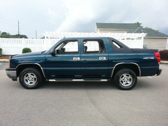 Chevrolet Avalanche 2005 photo 3