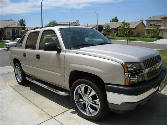 Chevrolet Avalanche 2005 photo 2