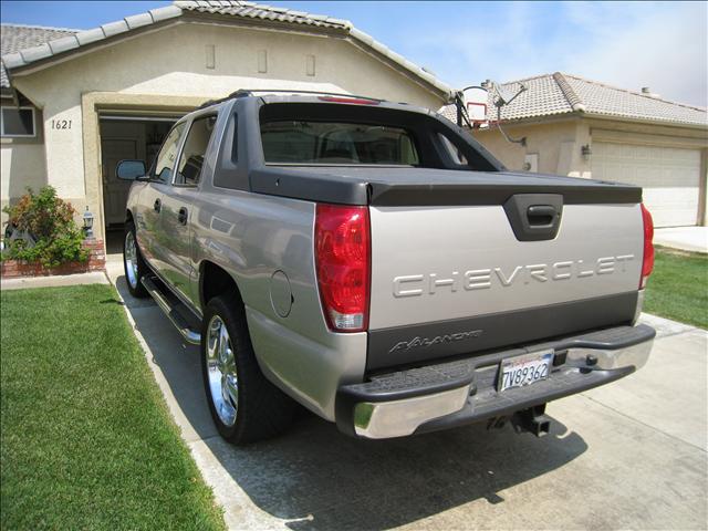 Chevrolet Avalanche 2005 photo 4