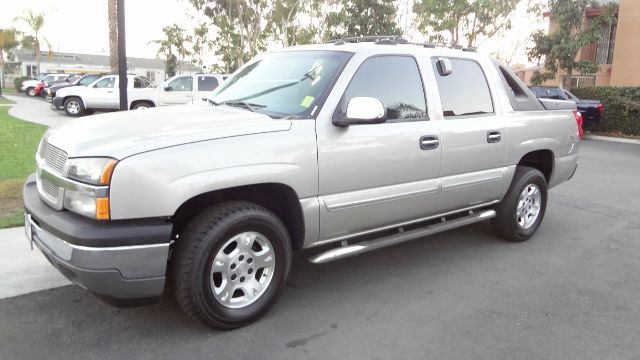 Chevrolet Avalanche 2005 photo 4