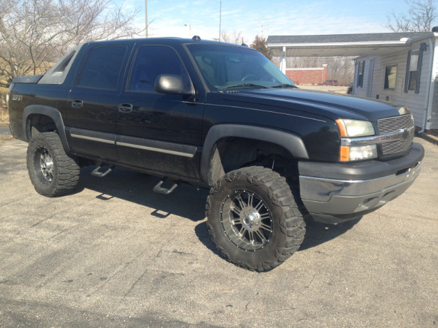 Chevrolet Avalanche 2005 photo 2