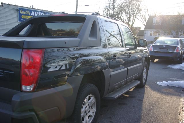 Chevrolet Avalanche C350 4dr Sdn 3.5L Sport RWD Sedan Pickup Truck