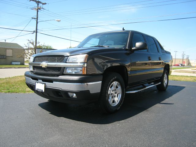 Chevrolet Avalanche C350 4dr Sdn 3.5L Sport RWD Sedan Pickup Truck