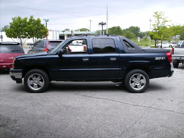 Chevrolet Avalanche 2006 photo 13