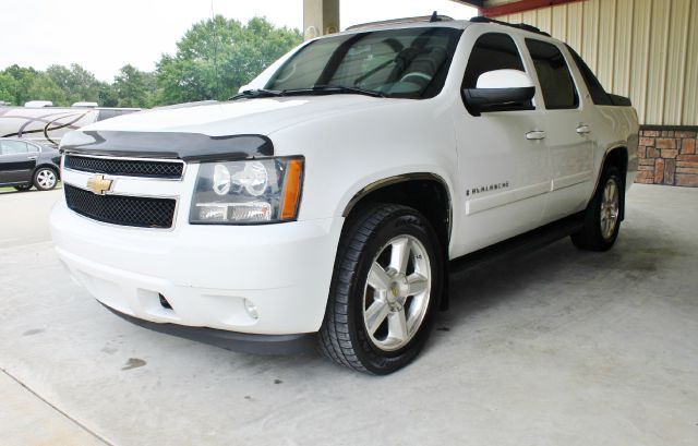 Chevrolet Avalanche 2007 photo 3
