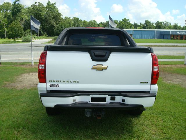 Chevrolet Avalanche C300w Pickup Truck