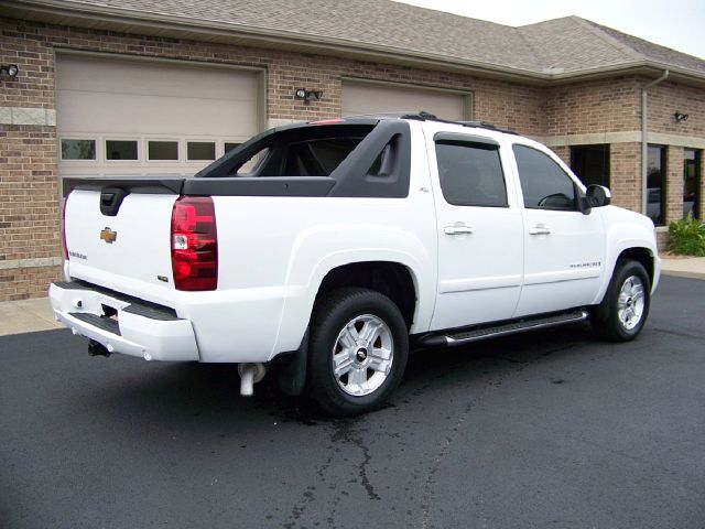 Chevrolet Avalanche 2007 photo 2