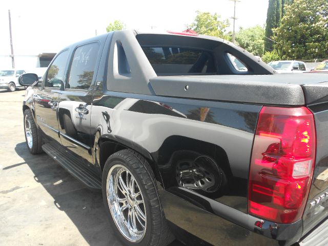 Chevrolet Avalanche 2007 photo 17