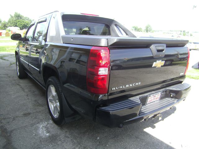 Chevrolet Avalanche 2007 photo 3