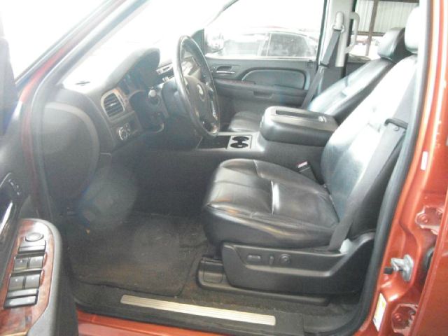 Chevrolet Avalanche Slt-2 4X4 Pickup Truck