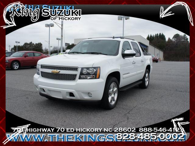 Chevrolet Avalanche SLE SLT WT Pickup