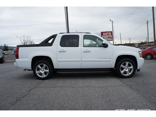Chevrolet Avalanche 2008 photo 5