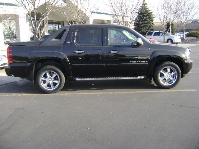 Chevrolet Avalanche 2008 photo 1