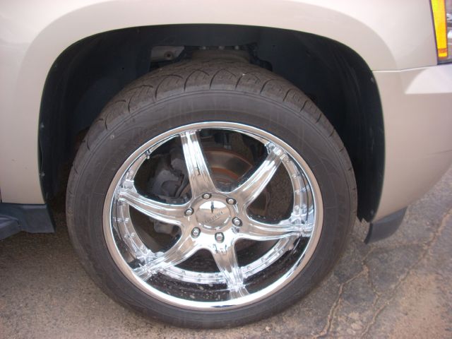 Chevrolet Avalanche 2008 photo 3
