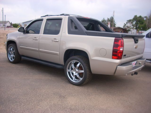 Chevrolet Avalanche 2008 photo 4