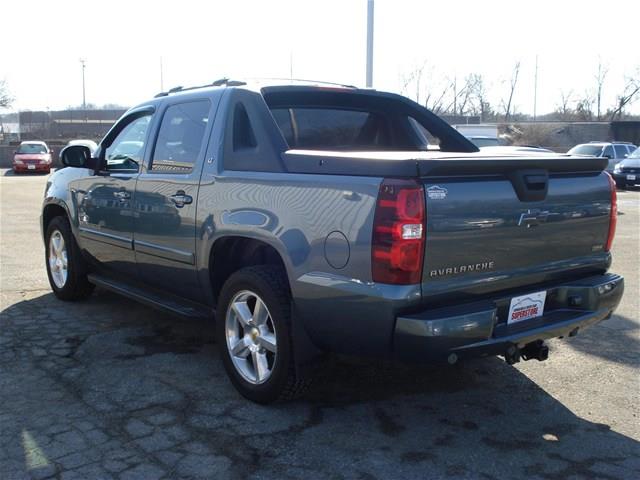Chevrolet Avalanche 2008 photo 2
