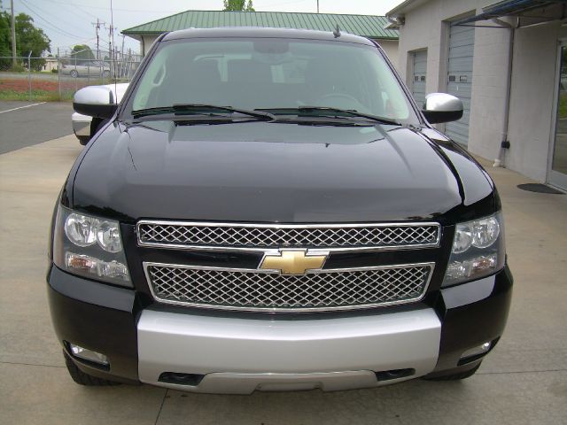 Chevrolet Avalanche Slt-2 4X4 Pickup Truck