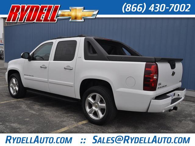 Chevrolet Avalanche 2008 photo 3