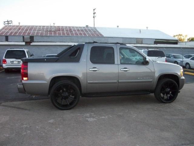 Chevrolet Avalanche 2008 photo 5