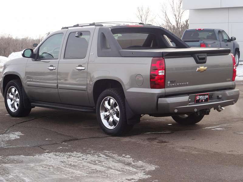 Chevrolet Avalanche 2008 photo 1