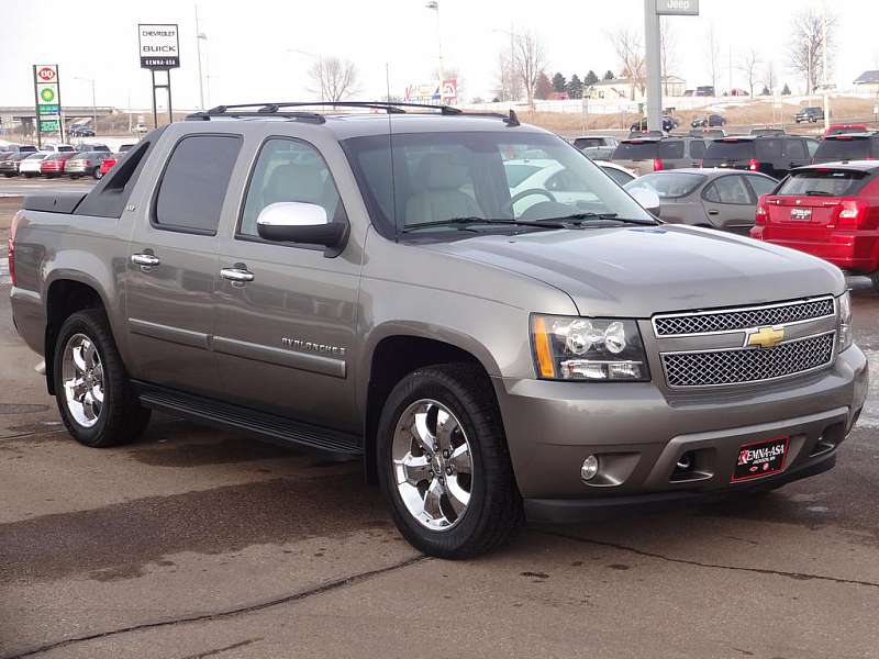 Chevrolet Avalanche 2008 photo 2