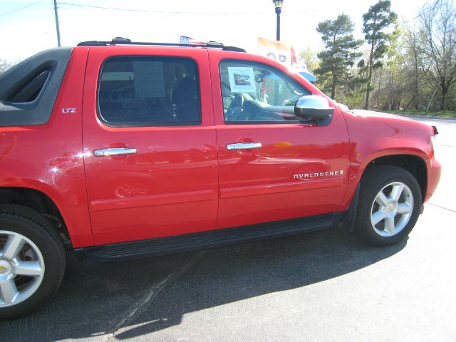 Chevrolet Avalanche C300w Pickup Truck