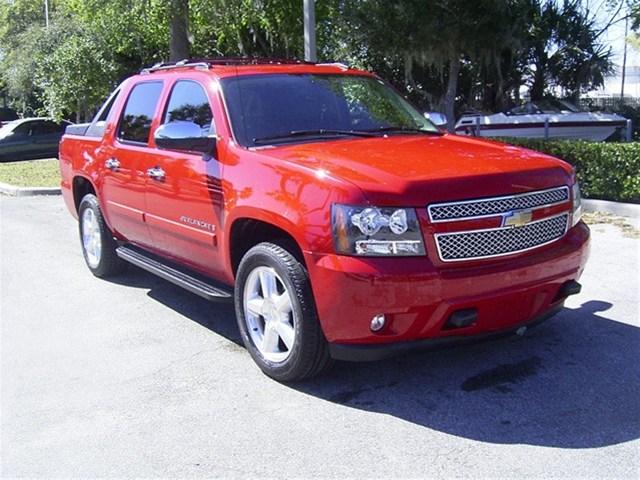Chevrolet Avalanche 2008 photo 1