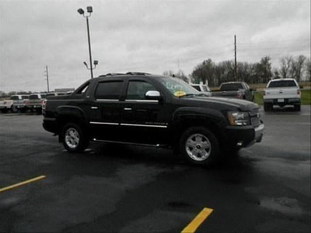 Chevrolet Avalanche 2008 photo 2