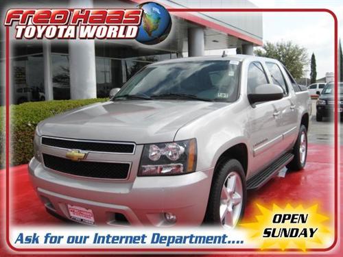 Chevrolet Avalanche 2008 photo 1