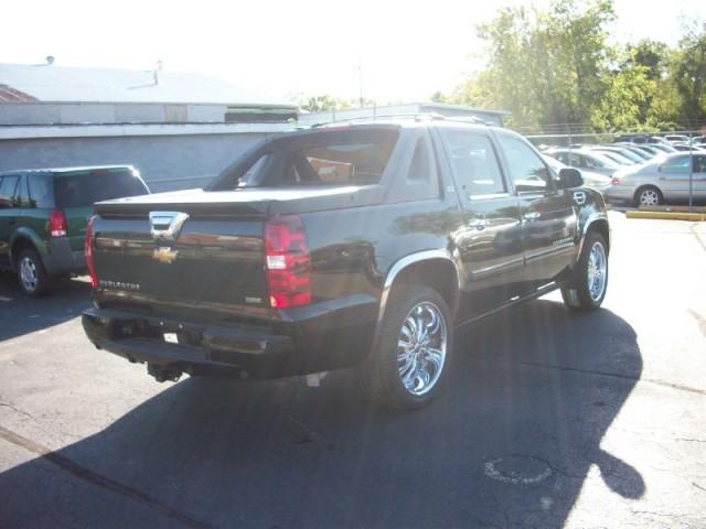 Chevrolet Avalanche 2008 photo 4