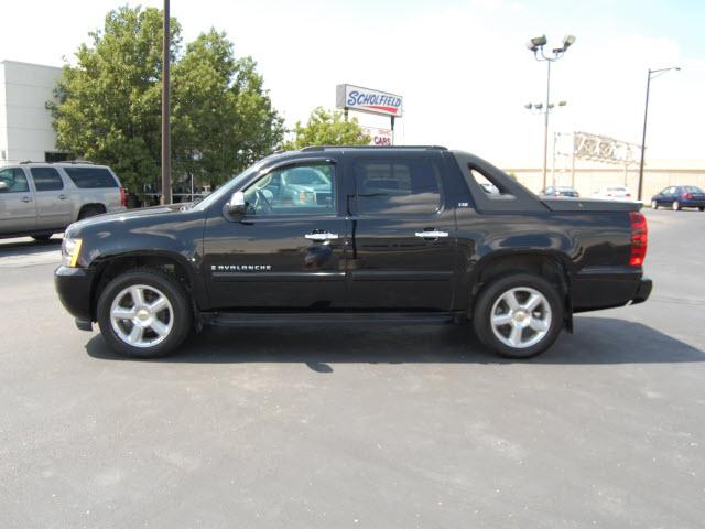 Chevrolet Avalanche 2008 photo 1
