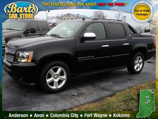 Chevrolet Avalanche 4dr Sdn I4 CVT 2.0 SR Sedan Pickup