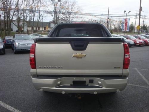 Chevrolet Avalanche 2008 photo 3