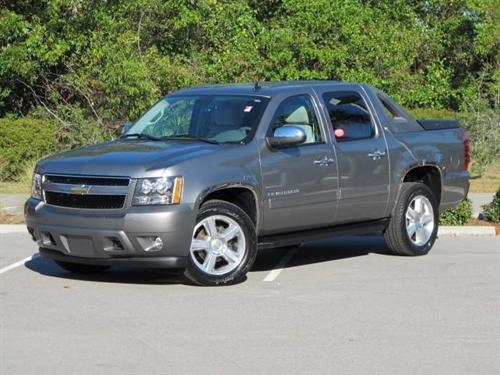 Chevrolet Avalanche 4dr Sdn I4 CVT 2.5 Other