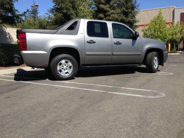 Chevrolet Avalanche 2009 photo 2