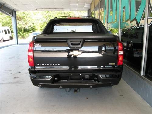 Chevrolet Avalanche 2009 photo 2
