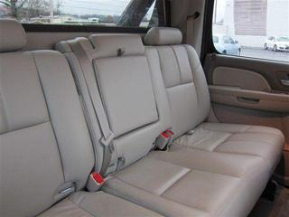 Chevrolet Avalanche 2009 photo 2