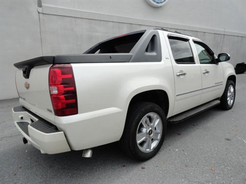 Chevrolet Avalanche 2009 photo 3
