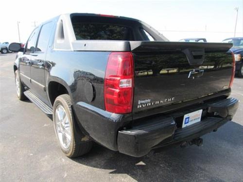Chevrolet Avalanche 2009 photo 2